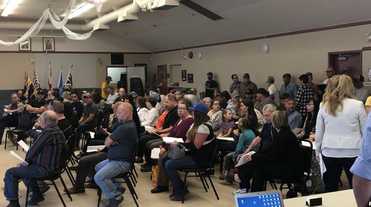 Quesnel Meeting Draws Large Crowd For Forest Industry In Crisis
