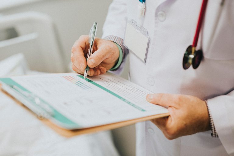 21,000 BC health workers ratify 3-year deal