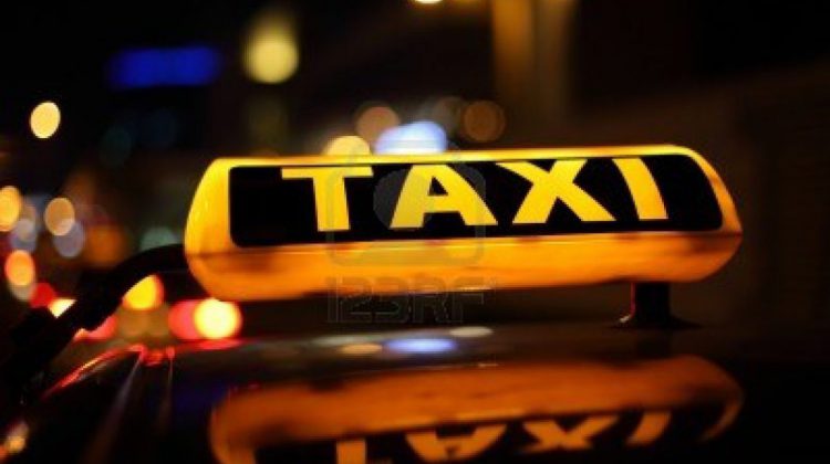 Province reduces annual licence fee for taxi industry