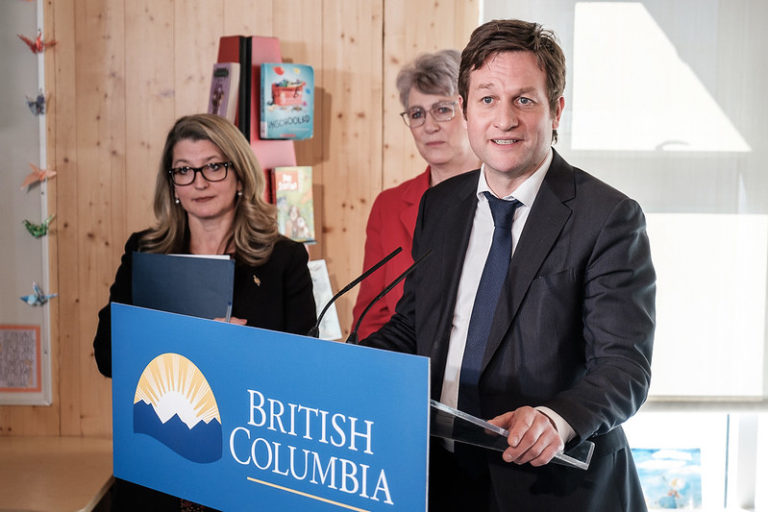 BC Education Minister talks class sizes, parental concerns as school year takes shape