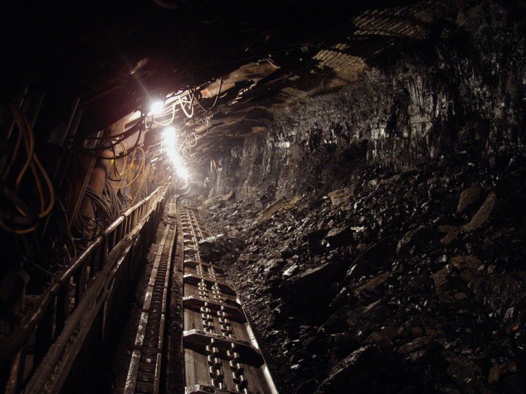 Glencore coal mine proposal shut down by federal government