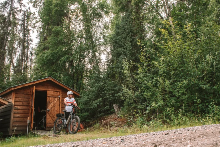 80 year old man celebrates his birthday with 13,000km bike ride