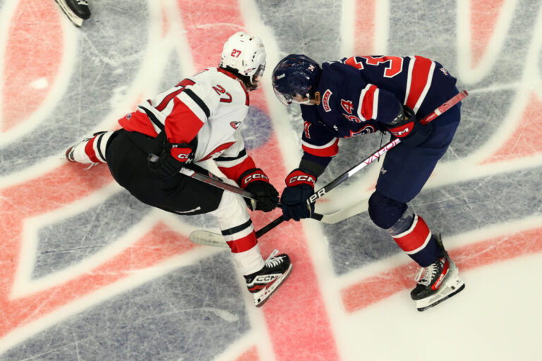 Three-goal first period paces Cats to rebound victory over Regina