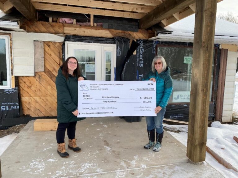Houston’s Serendipity Sale donates funds to two local organizations