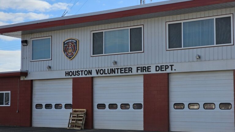 Houston Fire respond to house fire on Canada Day